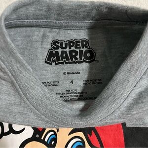 Nintendo Super Mario Graphic Tee in Gray and Red